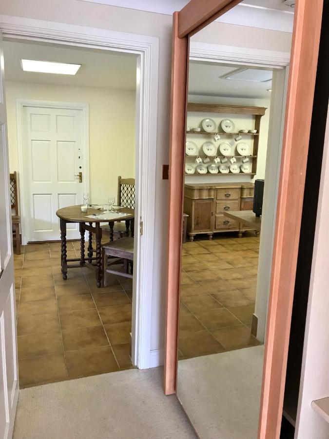 Charming Hen Cottage Countryside Retreat Lincoln Newball Εξωτερικό φωτογραφία